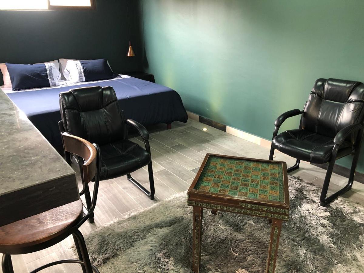 ホテルCasa Flores メキシコシティ エクステリア 写真